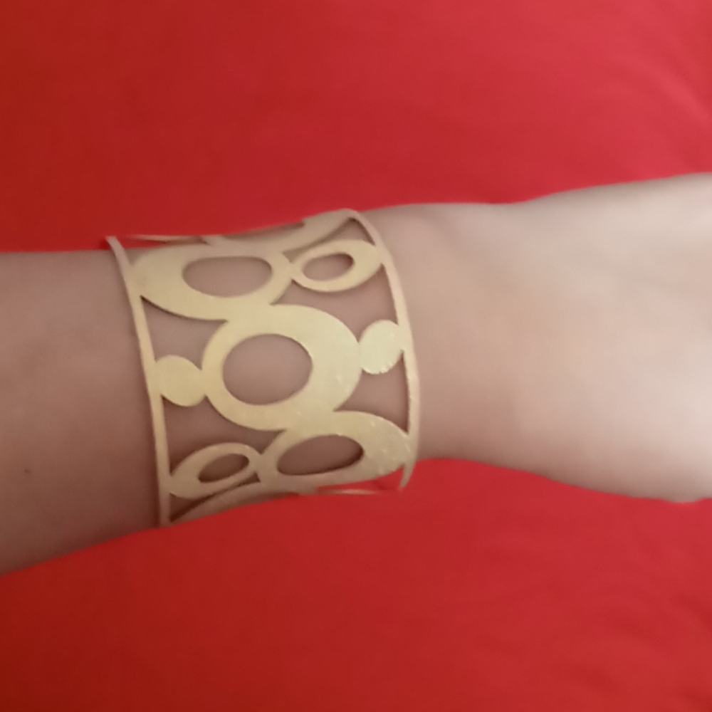 Bangle bracelet - Picture 3 of 3